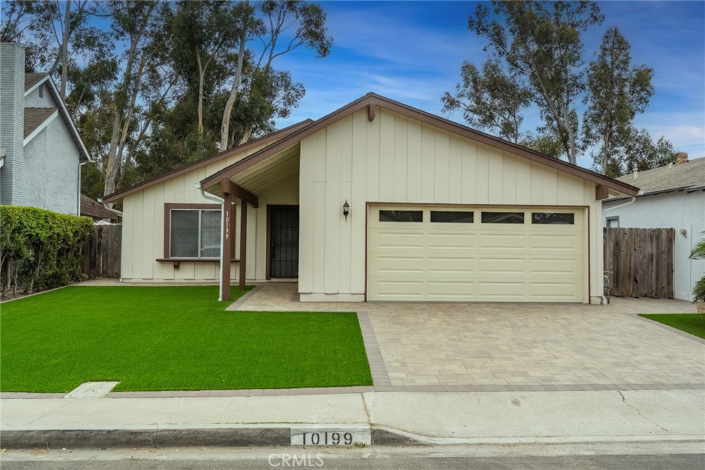 10199 Zapata Avenue