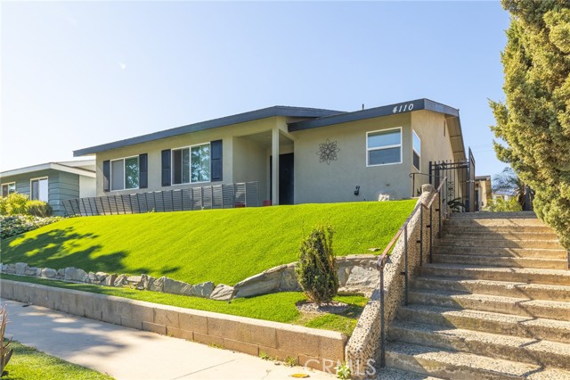 Details for 4110 Hathaway Ave, Long Beach, CA 90815