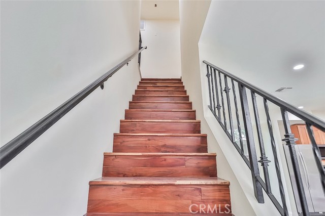 Detail Gallery Image 18 of 46 For 7132 Farralone Ave #207,  Canoga Park,  CA 91303 - 3 Beds | 2/1 Baths