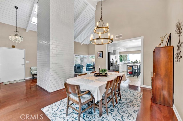 Detail Gallery Image 8 of 33 For 24615 Overlake Dr, Lake Forest,  CA 92630 - 3 Beds | 2 Baths