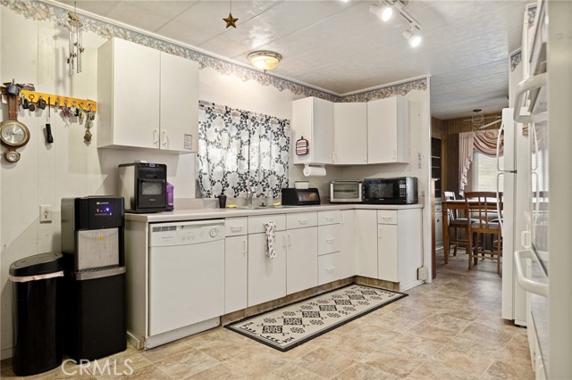 Detail Gallery Image 4 of 27 For 10320 Calimesa Spc 249, Calimesa,  CA 92320 - 2 Beds | 2 Baths