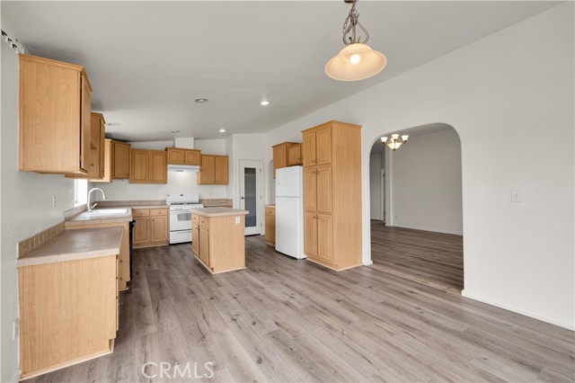 Detail Gallery Image 12 of 50 For 492 Surrey Ave, Landers,  CA 92284 - 3 Beds | 2 Baths