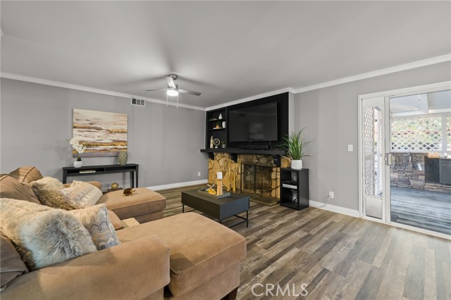 Detail Gallery Image 6 of 48 For 5328 Katherine St, Simi Valley,  CA 93063 - 4 Beds | 2 Baths