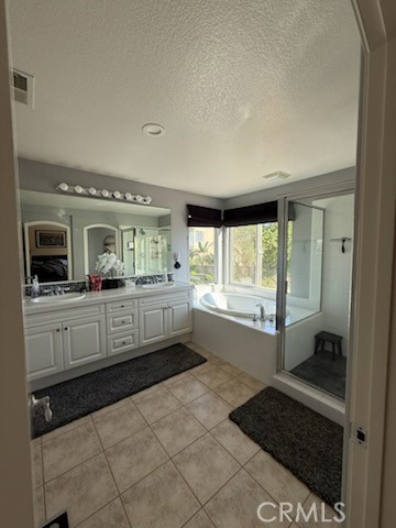 Detail Gallery Image 19 of 21 For 21626 Glen Canyon, Saugus,  CA 91390 - 5 Beds | 3 Baths