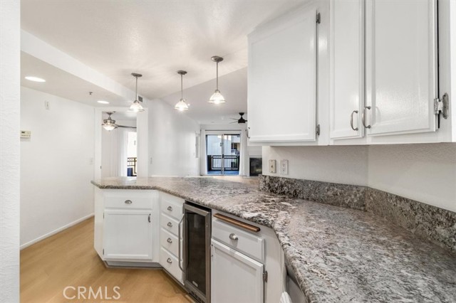 Detail Gallery Image 19 of 41 For 400 Lake St #208, Huntington Beach,  CA 92648 - 2 Beds | 2 Baths