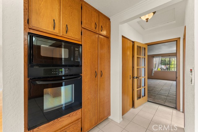 Detail Gallery Image 18 of 69 For 921 Highline Rd, Glendale,  CA 91205 - 3 Beds | 2/1 Baths