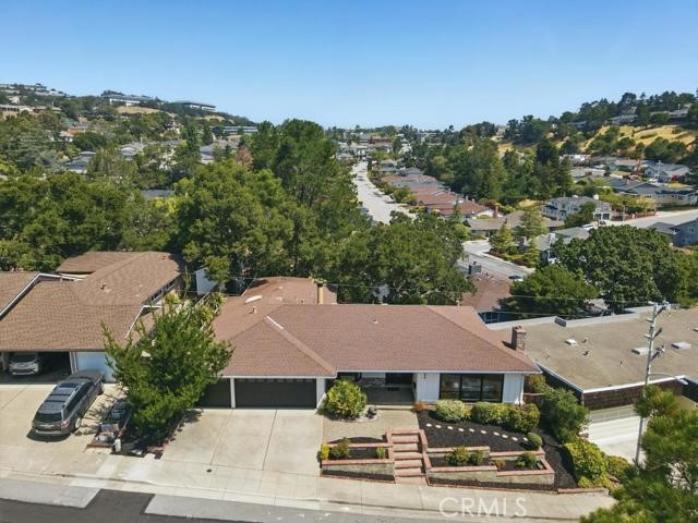 Detail Gallery Image 30 of 34 For 1406 Cedarwood, San Mateo,  CA 94403 - 4 Beds | 2/1 Baths