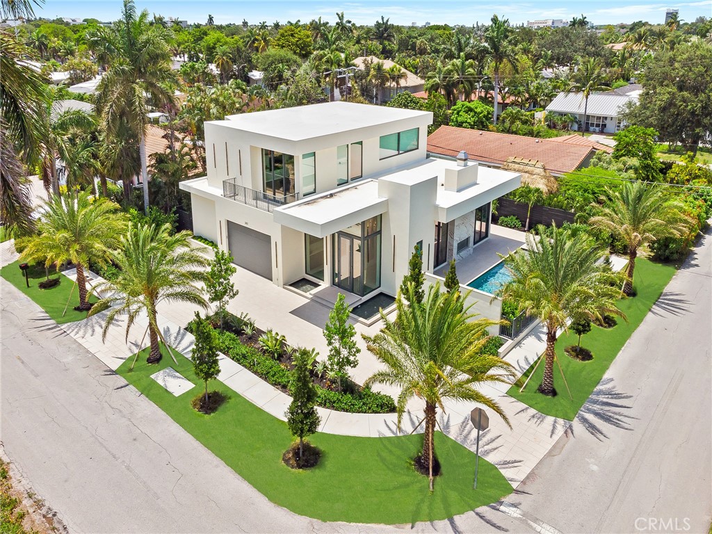 https://media.crmls.org/medias/f2b8df83-4368-4a91-bd67-d3a06456dd15.jpg?preset=X-Large