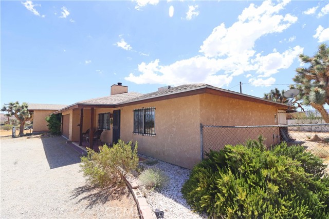 Detail Gallery Image 6 of 47 For 58873 Sun Mesa Dr, Yucca Valley,  CA 92284 - 2 Beds | 1 Baths