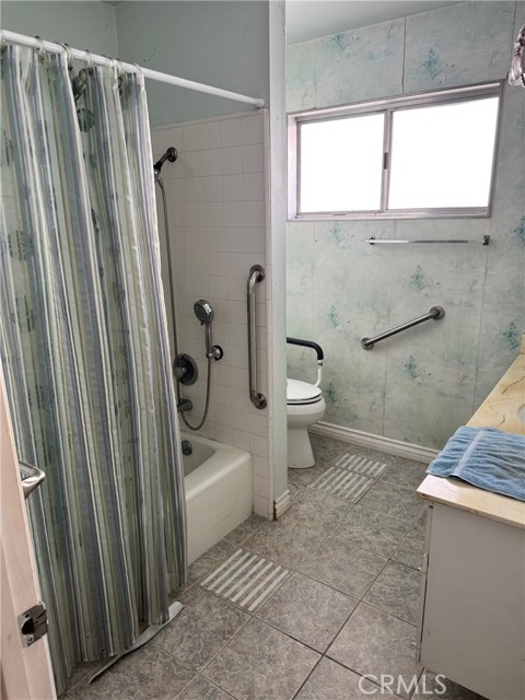 Detail Gallery Image 7 of 10 For 4841 Sharon Dr, La Palma,  CA 90623 - 3 Beds | 2 Baths