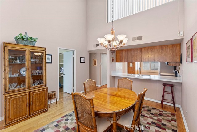 Detail Gallery Image 8 of 35 For 11922 Heritage, Downey,  CA 90241 - 2 Beds | 2 Baths