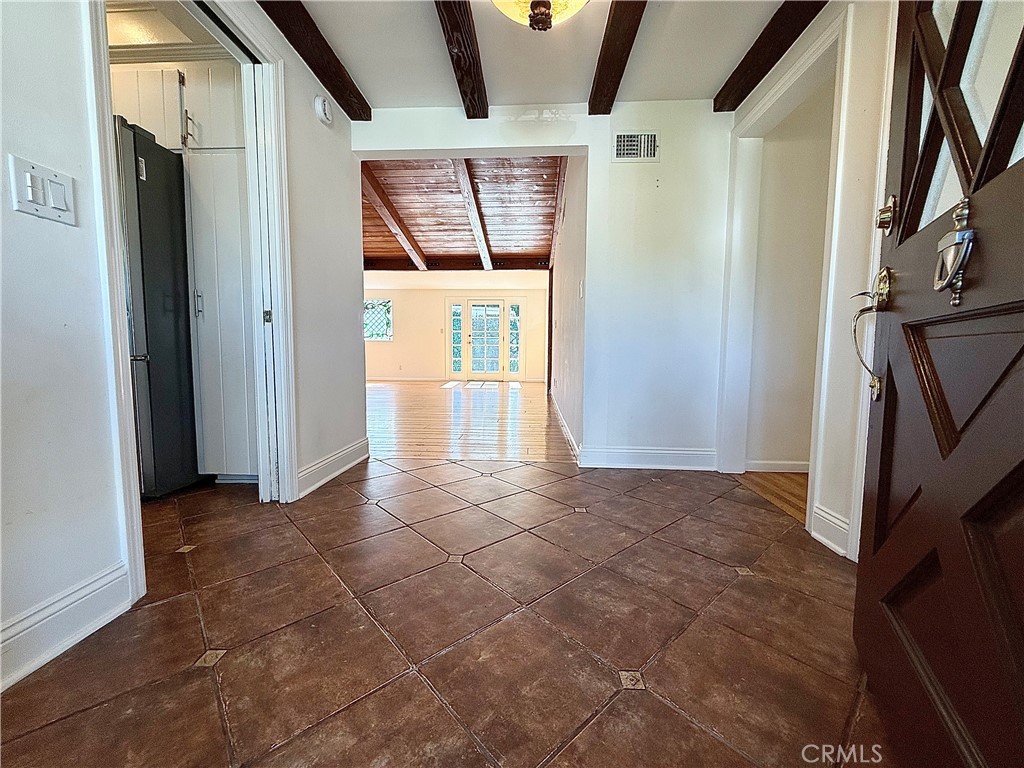 MLS #SR25259602 image #11