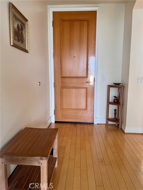 11847 Gorham Avenue, Los Angeles CA: https://media.crmls.org/medias/f2b9f5a3-0335-4cd3-a1e9-d79895d55777.jpg