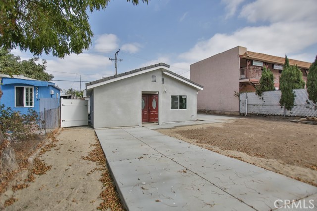 Detail Gallery Image 1 of 27 For 5831 Westminster Bld, Westminster,  CA 92683 - 3 Beds | 2 Baths