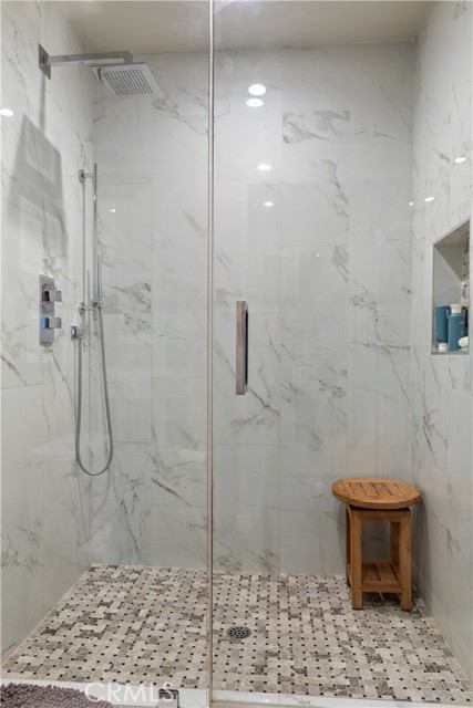 Detail Gallery Image 19 of 26 For 16869 Donwest, Tustin,  CA 92780 - 2 Beds | 1/1 Baths