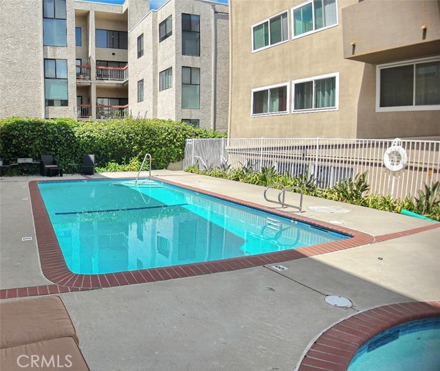Detail Gallery Image 22 of 25 For 14141 Dickens #111,  Sherman Oaks,  CA 91423 - 2 Beds | 2 Baths