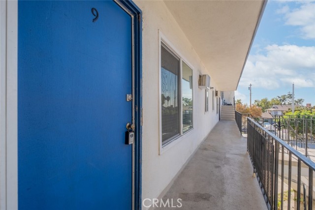 Detail Gallery Image 6 of 20 For 1601 College View Dr #9,  Monterey Park,  CA 91754 - 1 Beds | 1 Baths