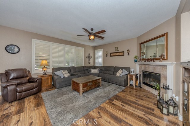 Detail Gallery Image 11 of 38 For 20770 Stony Brook Cir, Riverside,  CA 92508 - 5 Beds | 3 Baths