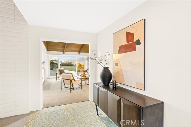 Detail Gallery Image 7 of 34 For 1621 Harbor Crest Cir, Corona Del Mar,  CA 92625 - 3 Beds | 2 Baths