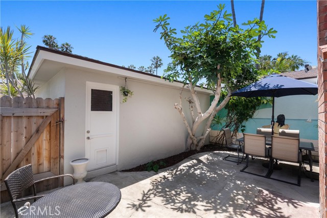 8195 Pawtucket Drive, Huntington Beach CA: https://media.crmls.org/medias/f2bdc7c2-e062-4d53-9698-b666b2b9fda3.jpg