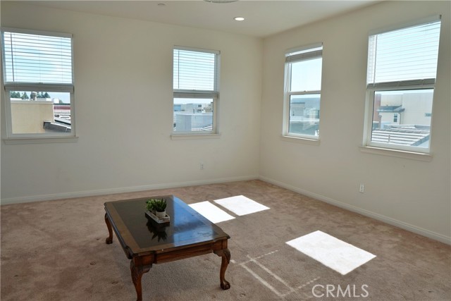 10519 Wilding Drive, Rancho Cucamonga CA: https://media.crmls.org/medias/f2bdd7bd-03ba-43a5-9bd2-09fdd66f8f6a.jpg