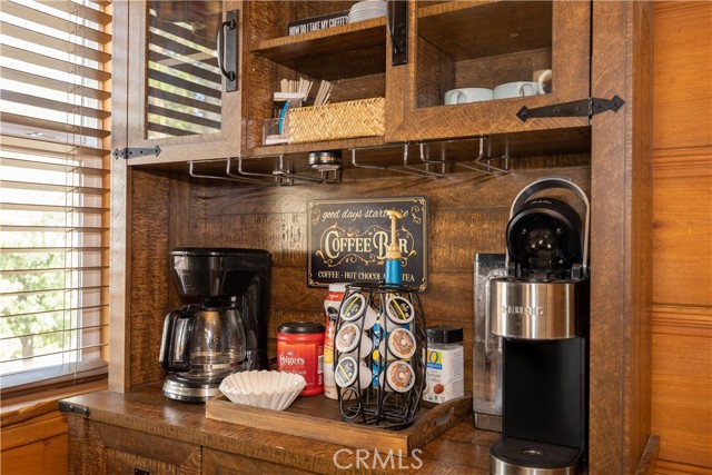 Detail Gallery Image 12 of 32 For 39998 Glenview Road, Big Bear Lake,  CA 92315 - 2 Beds | 1/1 Baths