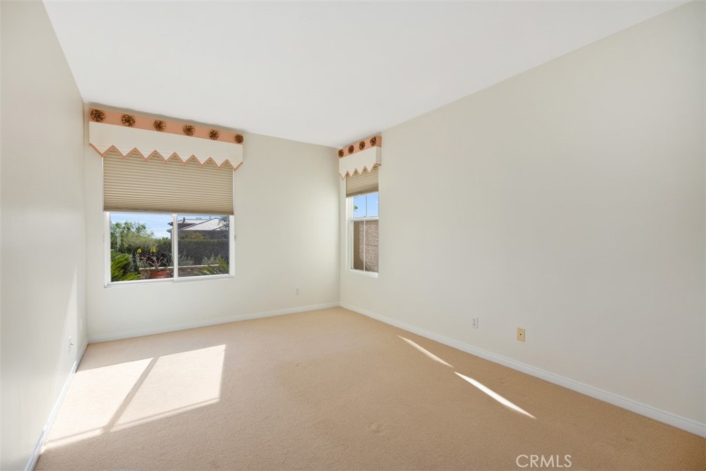 MLS #OC25246752 image #28