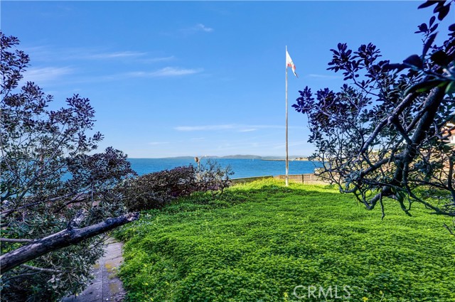 Detail Gallery Image 14 of 22 For 613 Esplanade, Redondo Beach,  CA 90277 - 6 Beds | 1 Baths