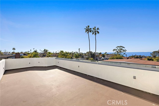 Detail Gallery Image 3 of 10 For 228 W Avenida Cordoba, San Clemente,  CA 92672 - 5 Beds | 4/1 Baths