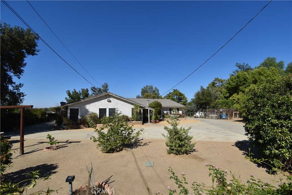 40656 Crest Drive, Hemet, CA 92544