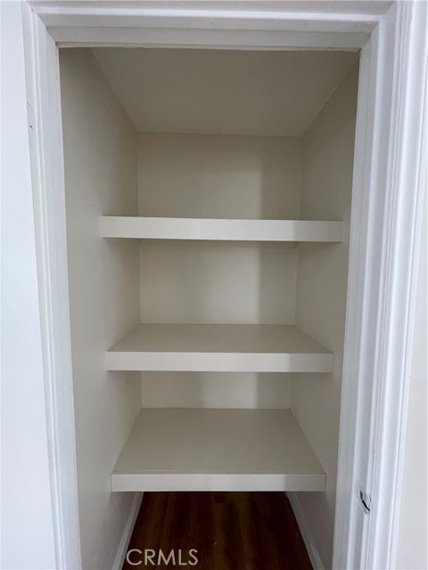 Detail Gallery Image 8 of 26 For 11571 Archwood St, North Hollywood,  CA 91606 - 3 Beds | 2 Baths