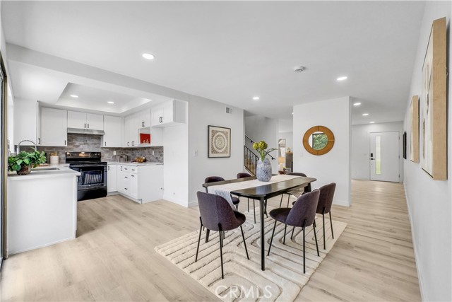27925 Ridgebluff Court, Rancho Palos Verdes, California 90275, 3 Bedrooms Bedrooms, ,3 BathroomsBathrooms,Residential,For Sale,Ridgebluff,PW26093305