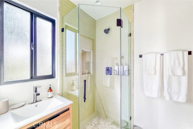 Detail Gallery Image 32 of 58 For 481 Heliotrope Dr, Lake Arrowhead,  CA 92352 - 3 Beds | 2/1 Baths