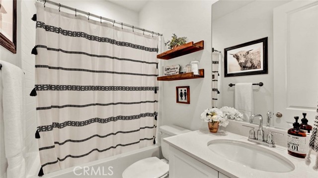 Detail Gallery Image 22 of 43 For 1006 Overton Ct, Tustin,  CA 92780 - 3 Beds | 2/1 Baths