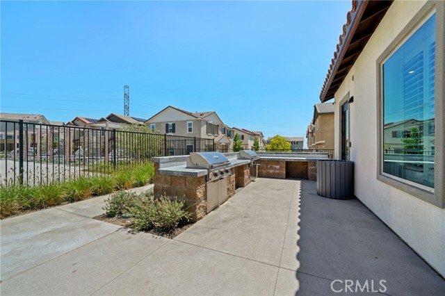 Detail Gallery Image 57 of 64 For 16233 Lozano St #2,  Fontana,  CA 92336 - 3 Beds | 2/1 Baths
