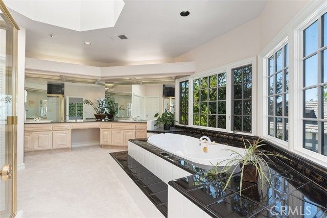 17702 Santiago Canyon Road, Silverado CA: https://media.crmls.org/medias/f2c64a63-9909-4d55-9fcb-0c1a3d8add48.jpg