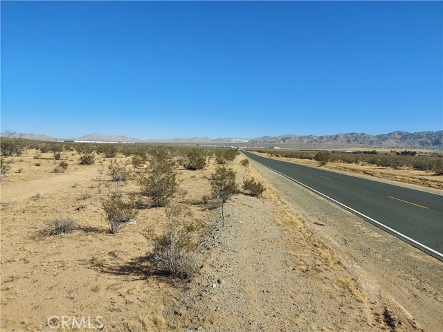 0 Corwin parcel 0472-341-14 Road, Apple Valley, California 92307, ,Land,For Sale,0 Corwin parcel 0472-341-14 Road,CRHD23205571