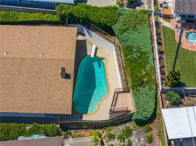27659 Flaming Arrow Drive, Rancho Palos Verdes CA: https://media.crmls.org/medias/f2c773d4-2215-486b-a417-64842cb86e07.jpg