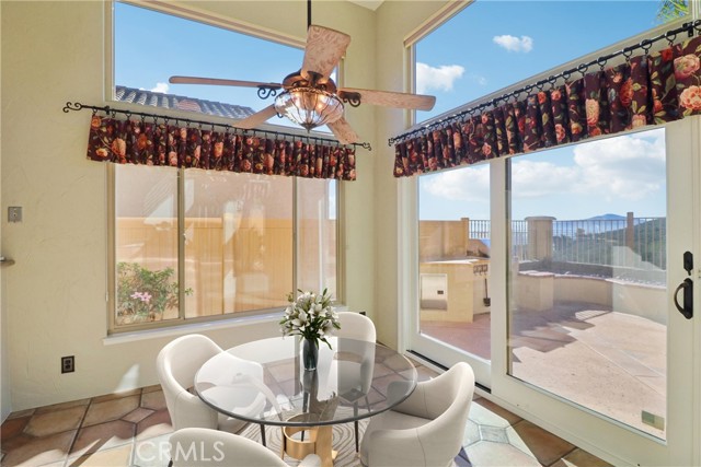 Detail Gallery Image 5 of 36 For 2183 View Crest Glen, Escondido,  CA 92026 - 3 Beds | 2/1 Baths