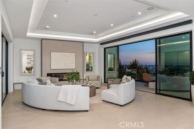 Detail Gallery Image 44 of 58 For 1207 Dolphin Ter, Corona Del Mar,  CA 92625 - 6 Beds | 6/2 Baths
