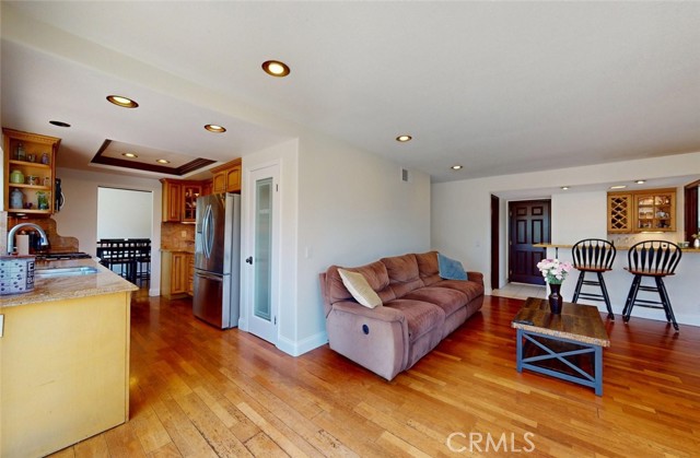 Detail Gallery Image 22 of 71 For 8492 Spring Cir, Huntington Beach,  CA 92646 - 4 Beds | 2/1 Baths