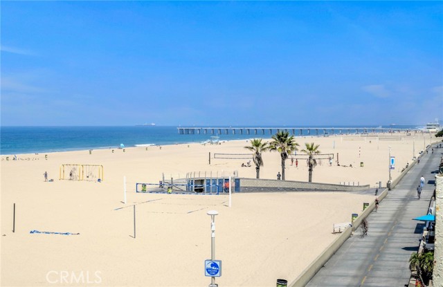 72 The Strand, Hermosa Beach, California 90254, 3 Bedrooms Bedrooms, ,2 BathroomsBathrooms,Residential,Sold,The Strand,SB23109684