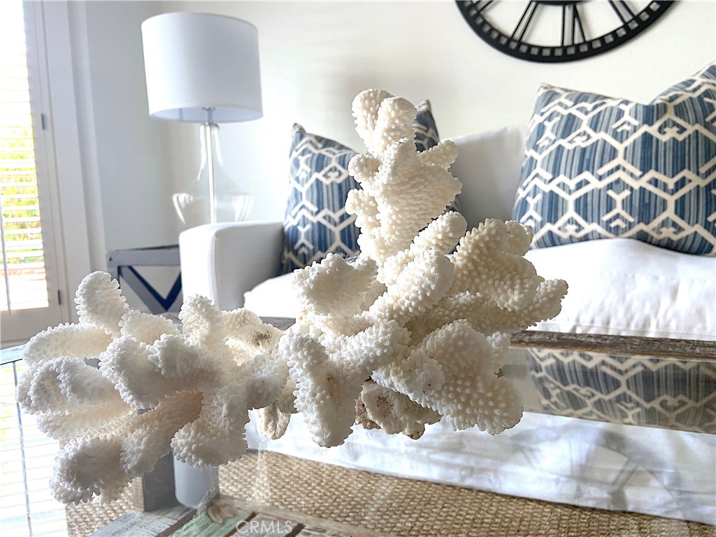 MLS #OC25239987 image #30