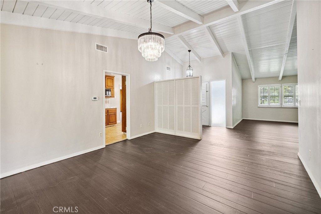 MLS #IV25152411 img 17