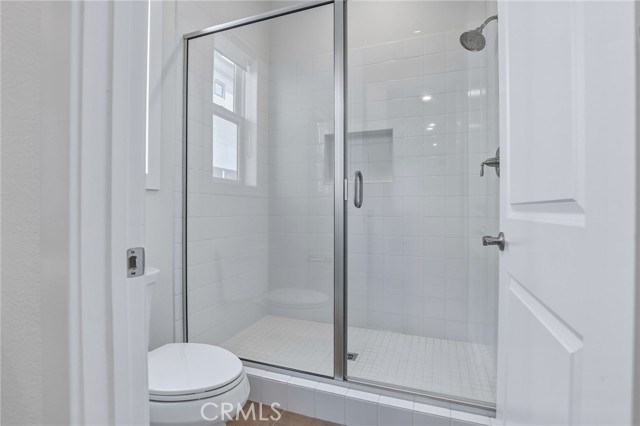 Detail Gallery Image 15 of 38 For 10542 Wood Briar Ct, Chatsworth,  CA 91311 - 5 Beds | 5/1 Baths