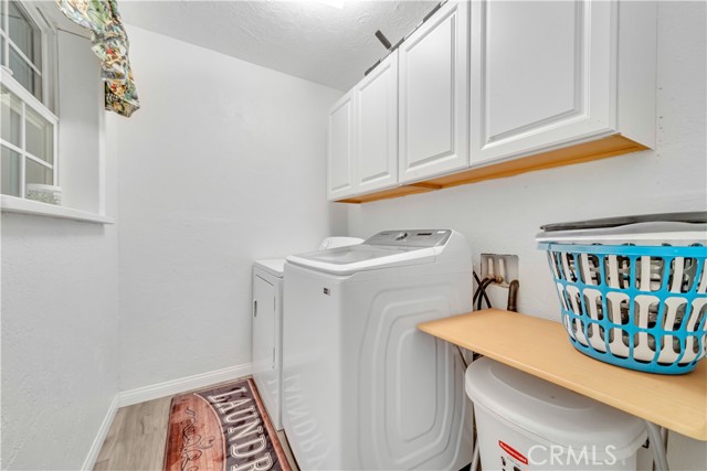 24261 Jacaranda Drive, Tehachapi CA: https://media.crmls.org/medias/f2cbeb4e-80f9-4669-bbbb-9c2da0440eb4.jpg