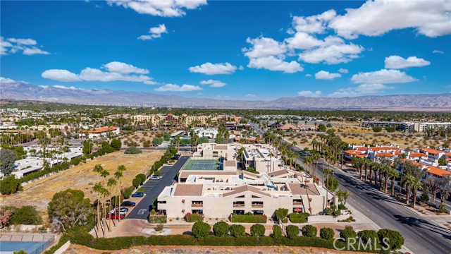 Detail Gallery Image 35 of 39 For 255 S Avenida Caballeros #106,  Palm Springs,  CA 92262 - 2 Beds | 2 Baths