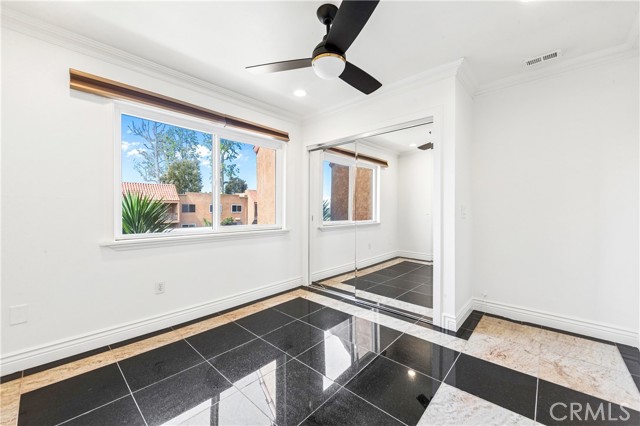 Detail Gallery Image 10 of 38 For 6600 Warner Ave #124,  Huntington Beach,  CA 92647 - 1 Beds | 1 Baths