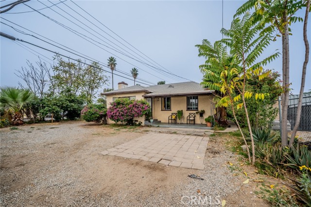 Detail Gallery Image 2 of 36 For 13512 Blvd Arrow, Fontana,  CA 92335 - 2 Beds | 1 Baths