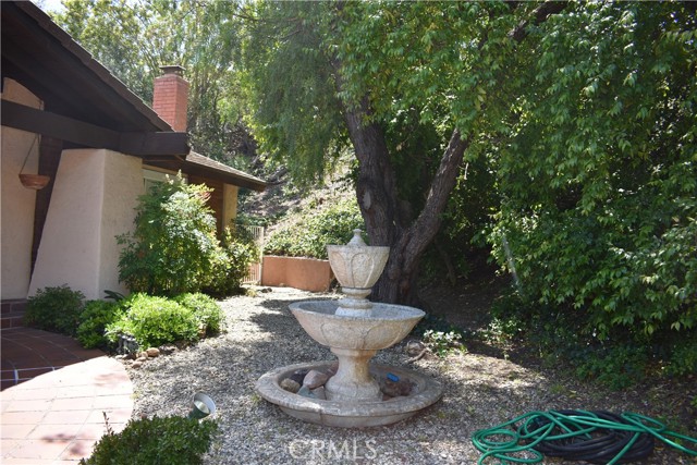 2236 Hillsbury Road photo 5